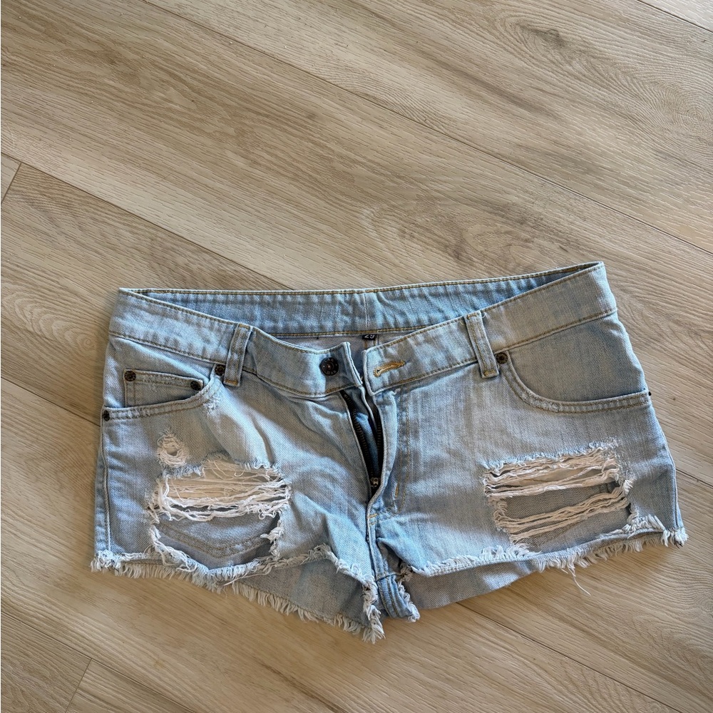 Carmar Light Blue Distressed Women's Denim Shorts